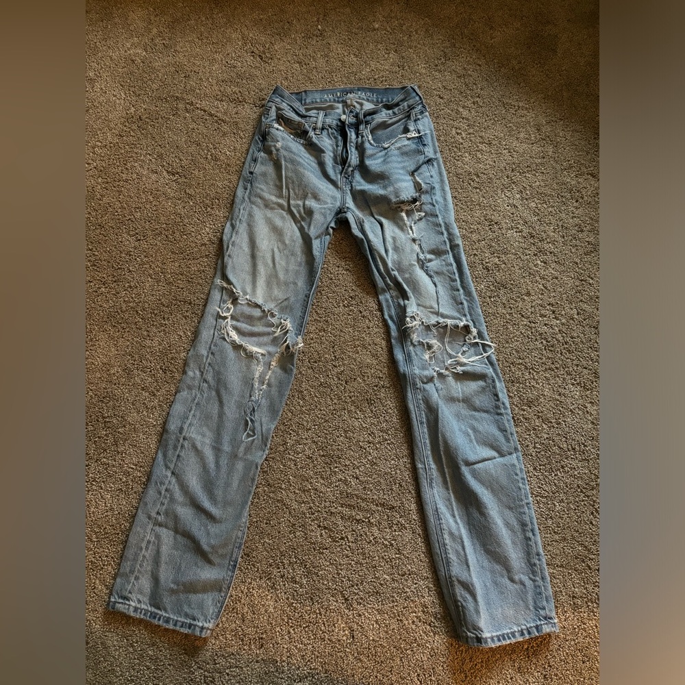 American eagle jeans, barely worn. Size 000. Regular length.